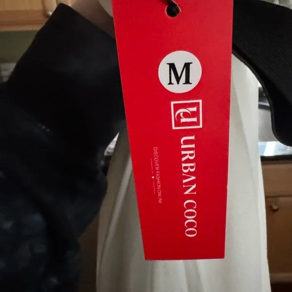 Elegant White Maxi Skirt - Picture 2 of 8